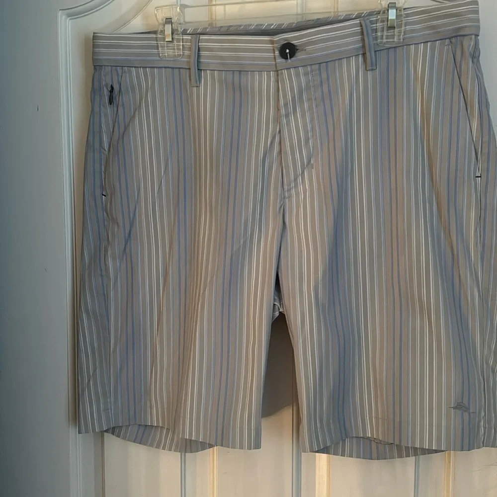 Tommy Bahama 🔥gray shorts with white and blue stripes